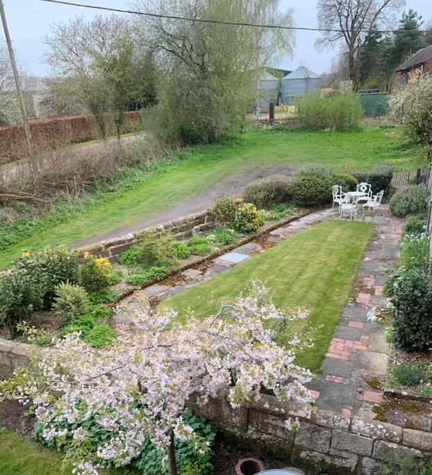 Unique 17c Listed Barn In A Shropshire Hamlet. * Albrighton